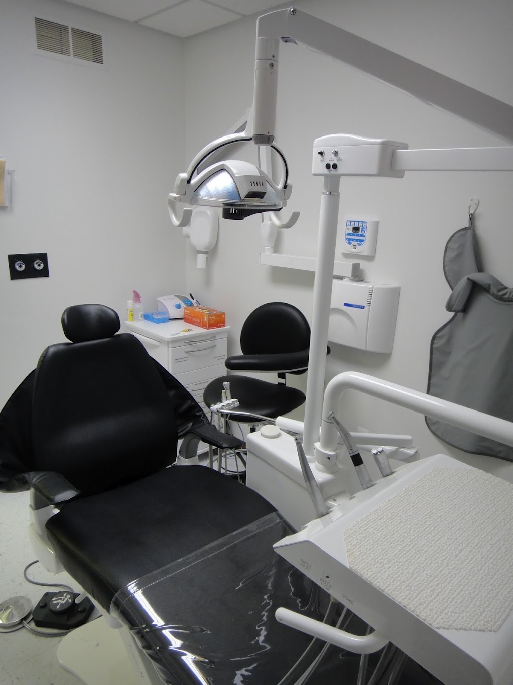 DK Dental | 41570 Hayes Rd suite f, Clinton Twp, MI 48038, USA | Phone: (586) 226-2700