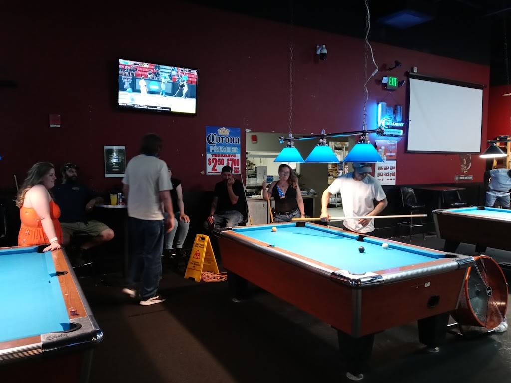 Sidelines Sports Bar & Grill | 105 Chesapeake Center Ct, Glen Burnie, MD 21060 | Phone: (410) 768-7790