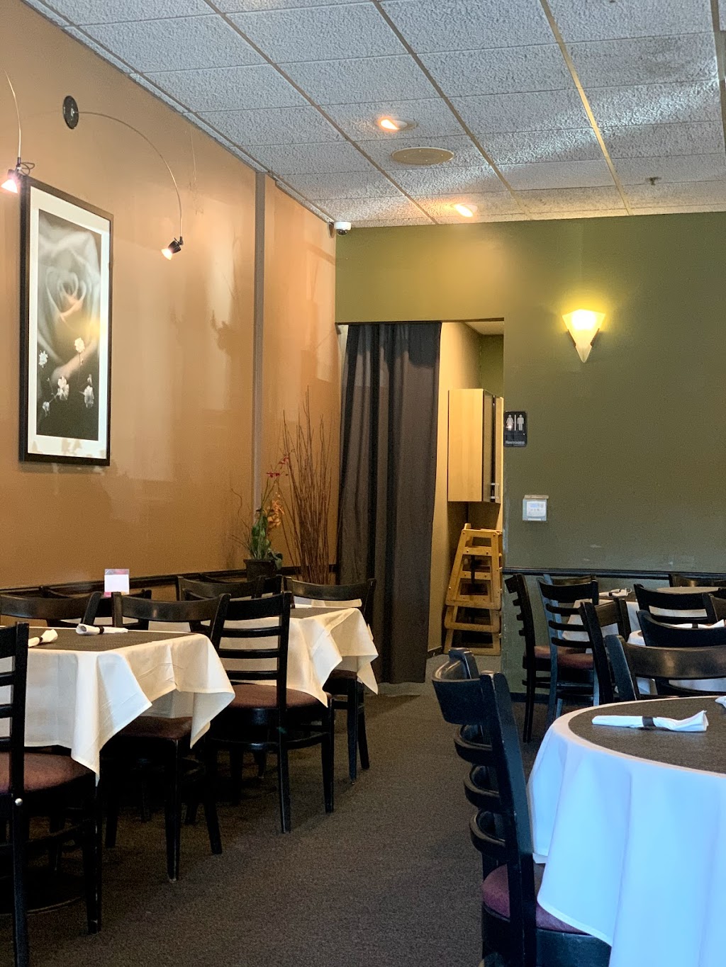 Rose Garden Restaurant | 33348 Alvarado-Niles Rd, Union City, CA 94587, USA | Phone: (510) 489-5090