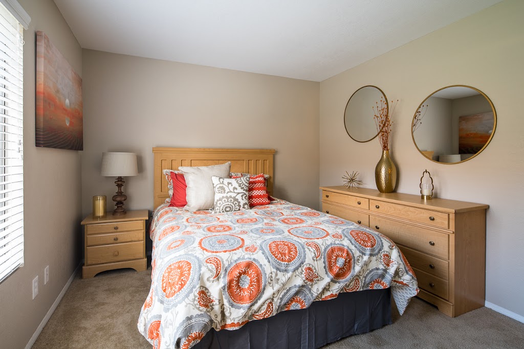 Salado Springs Apartments | 242 S Beck Ave, Tempe, AZ 85281, USA | Phone: (833) 365-1941