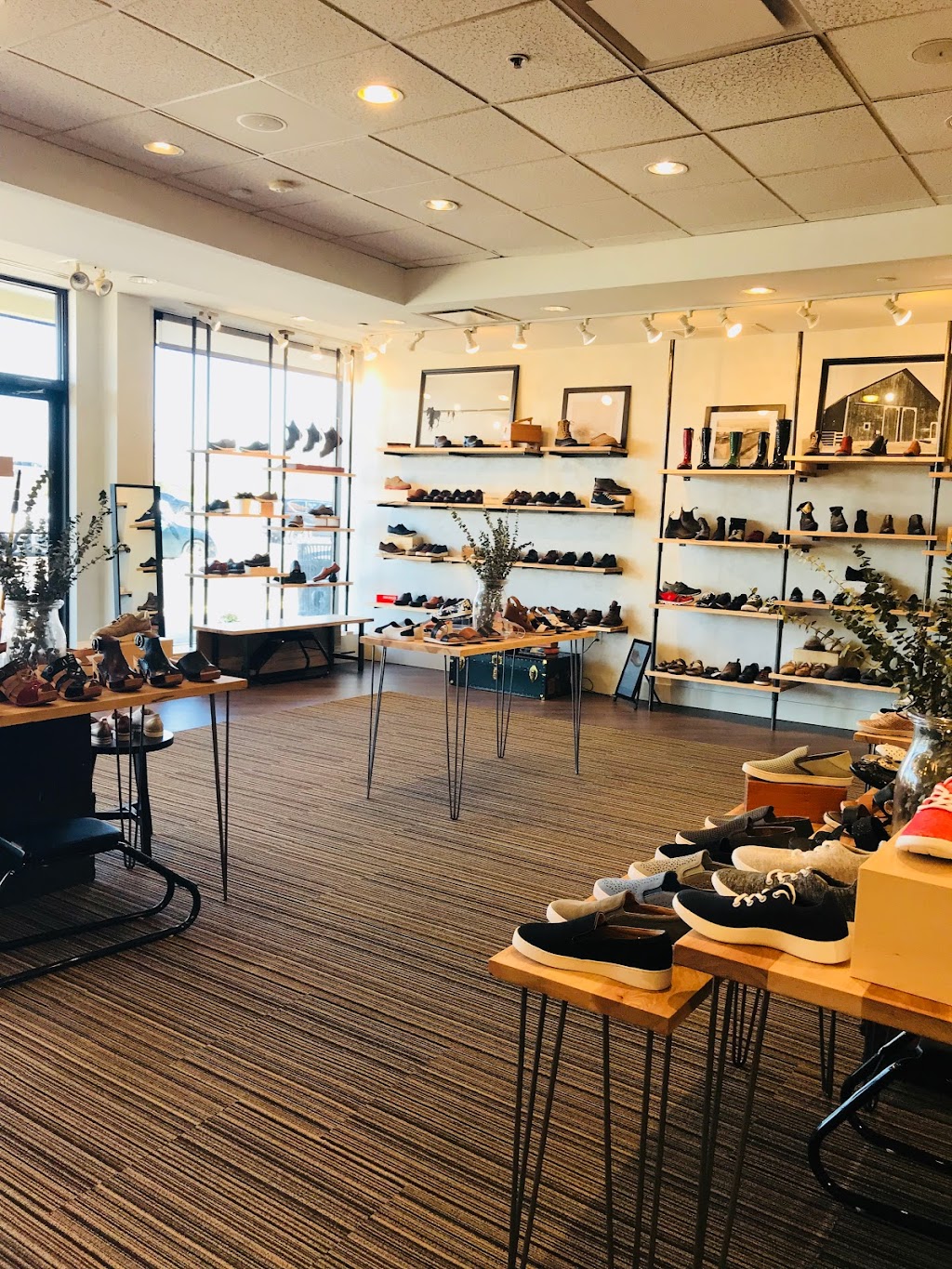 Benjamin Lovell Shoes | 525 Glen Eagle Square, Glen Mills, PA 19342, USA | Phone: (610) 358-0060