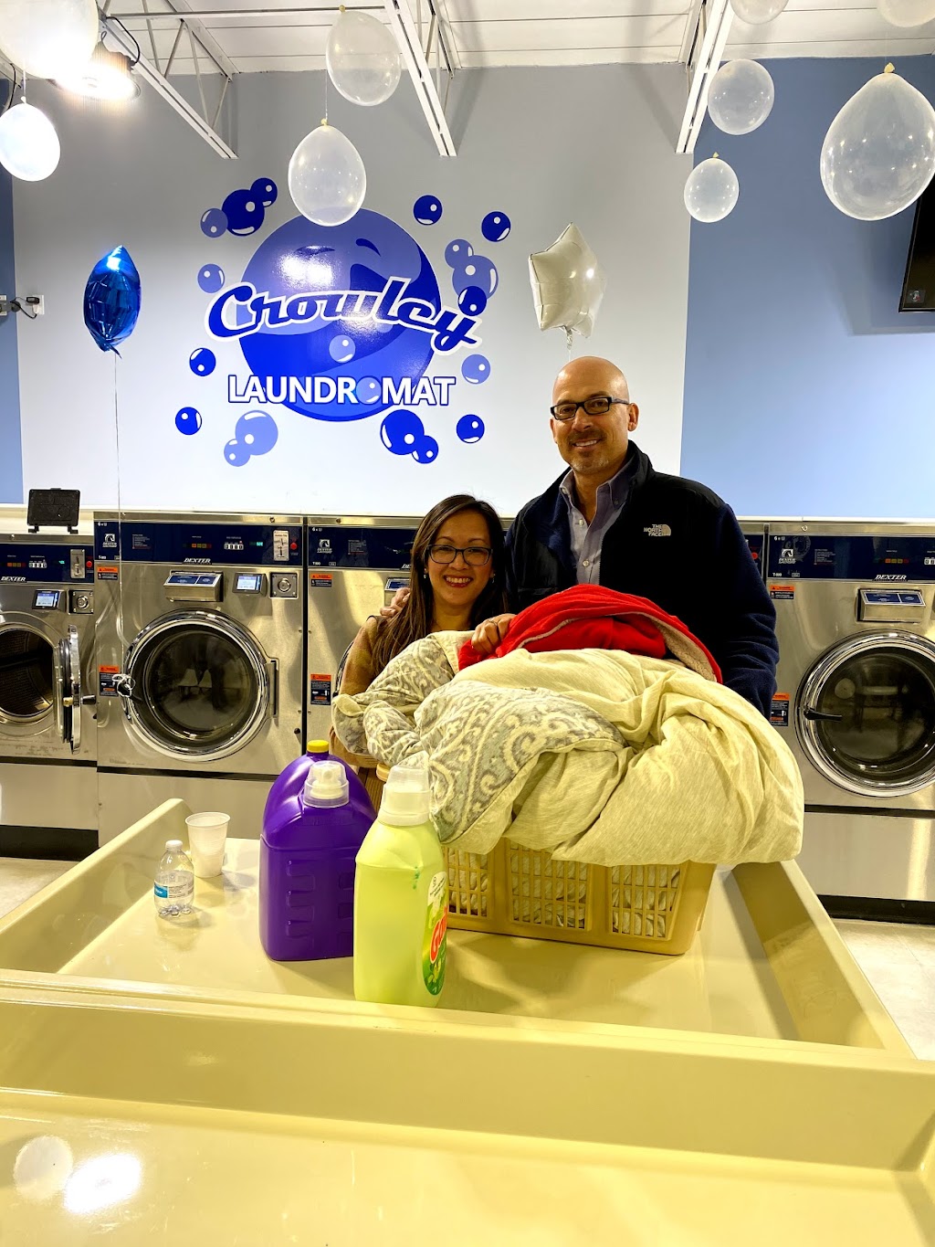 Crowley Laundromat | 101 N Crowley Rd Suite 300, Crowley, TX 76036, USA | Phone: (682) 209-4866