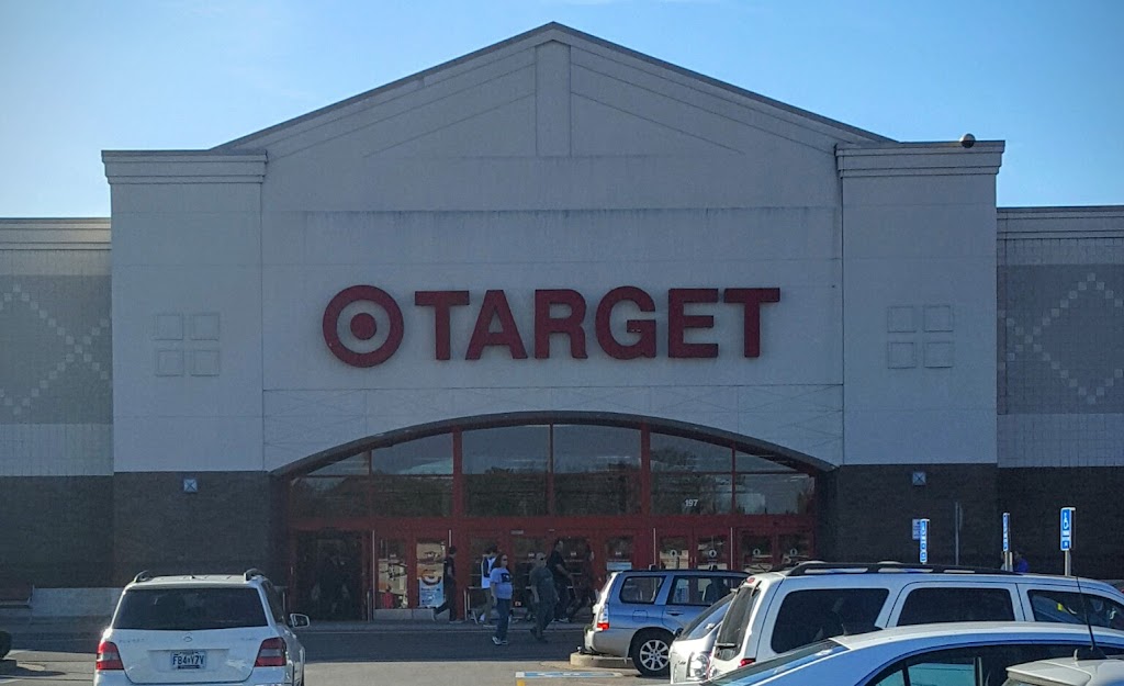 Target | 197 Gravois Bluffs Plaza Dr, Fenton, MO 63026, USA | Phone: (636) 326-1479