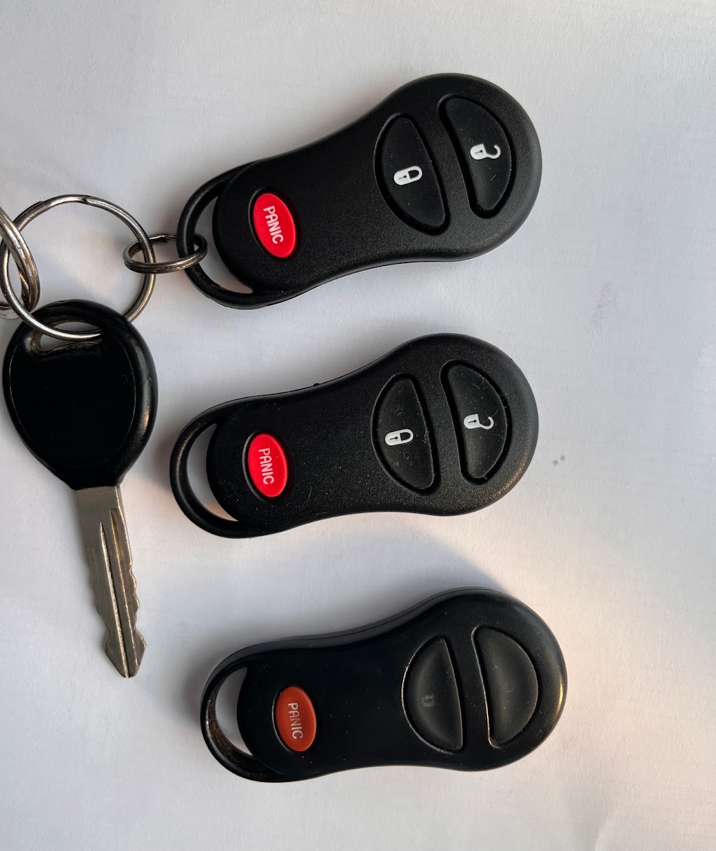 Automotive Remotes and programming locksmith | 512 Old Venice Rd, Osprey, FL 34229, USA | Phone: (941) 363-1775