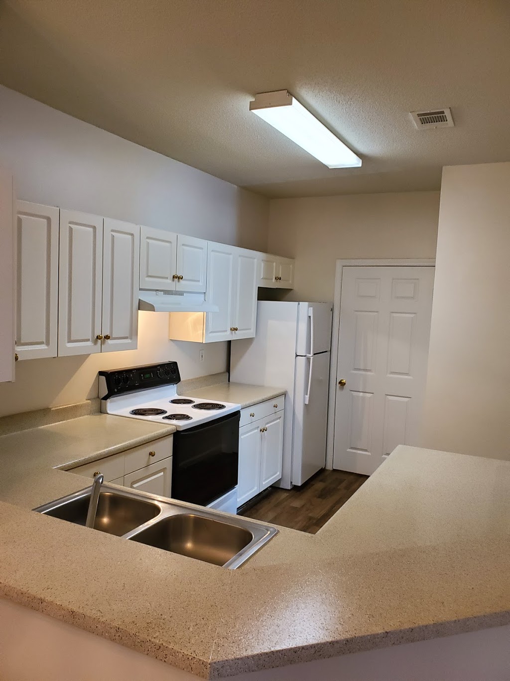 Walden Landing Apartment Homes | 11015 Tara Blvd, Hampton, GA 30228, USA | Phone: (770) 471-4411