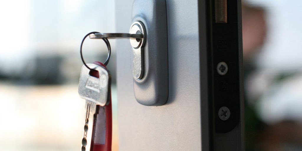 Darrell Lock & Locksmith | 100 Walmart Dr, North Versailles, PA 15137, USA | Phone: (412) 265-4772