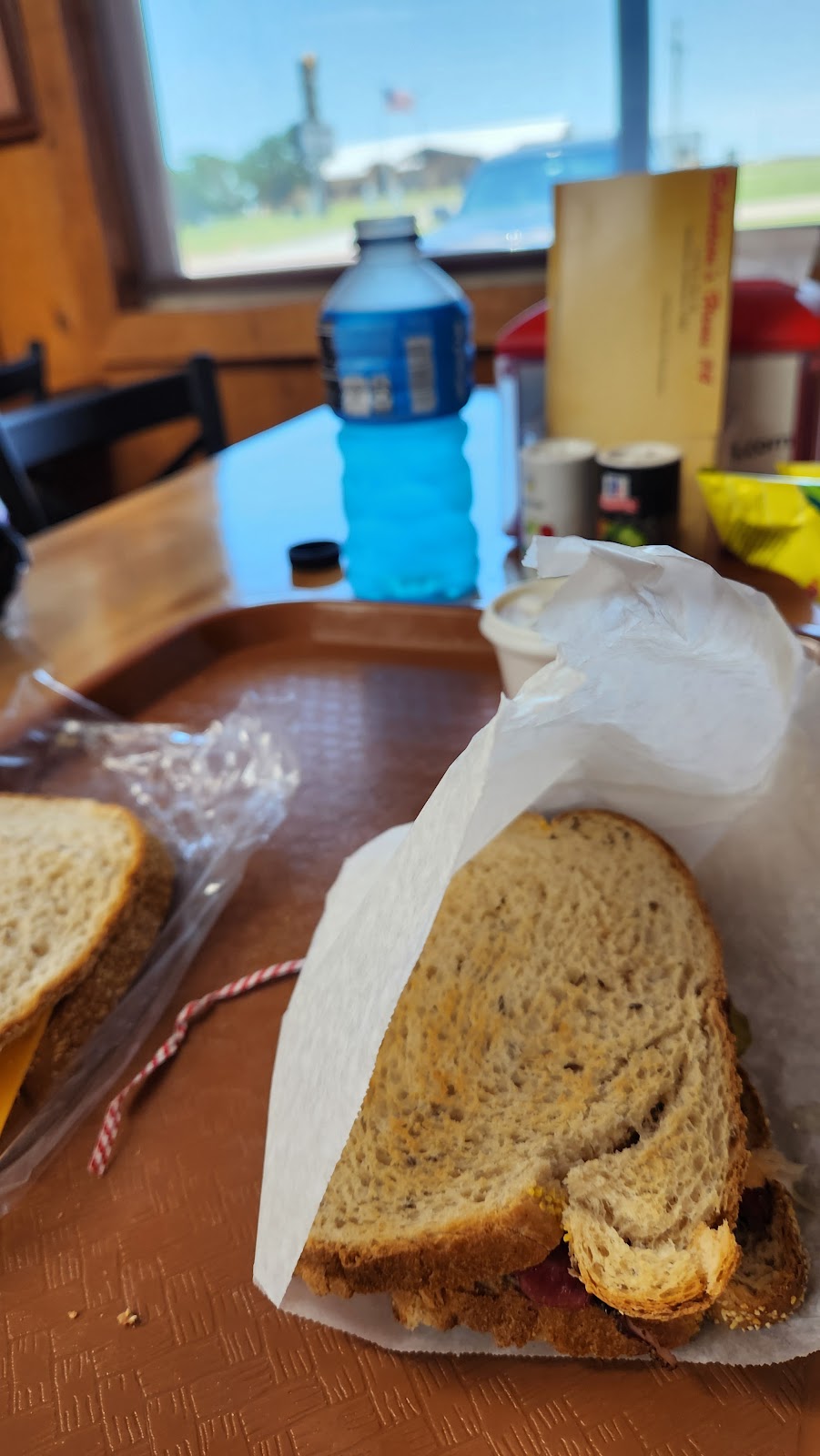 Robertsons Hams #4 | 11276 OK-99, Seminole, OK 74868, USA | Phone: (405) 382-0555