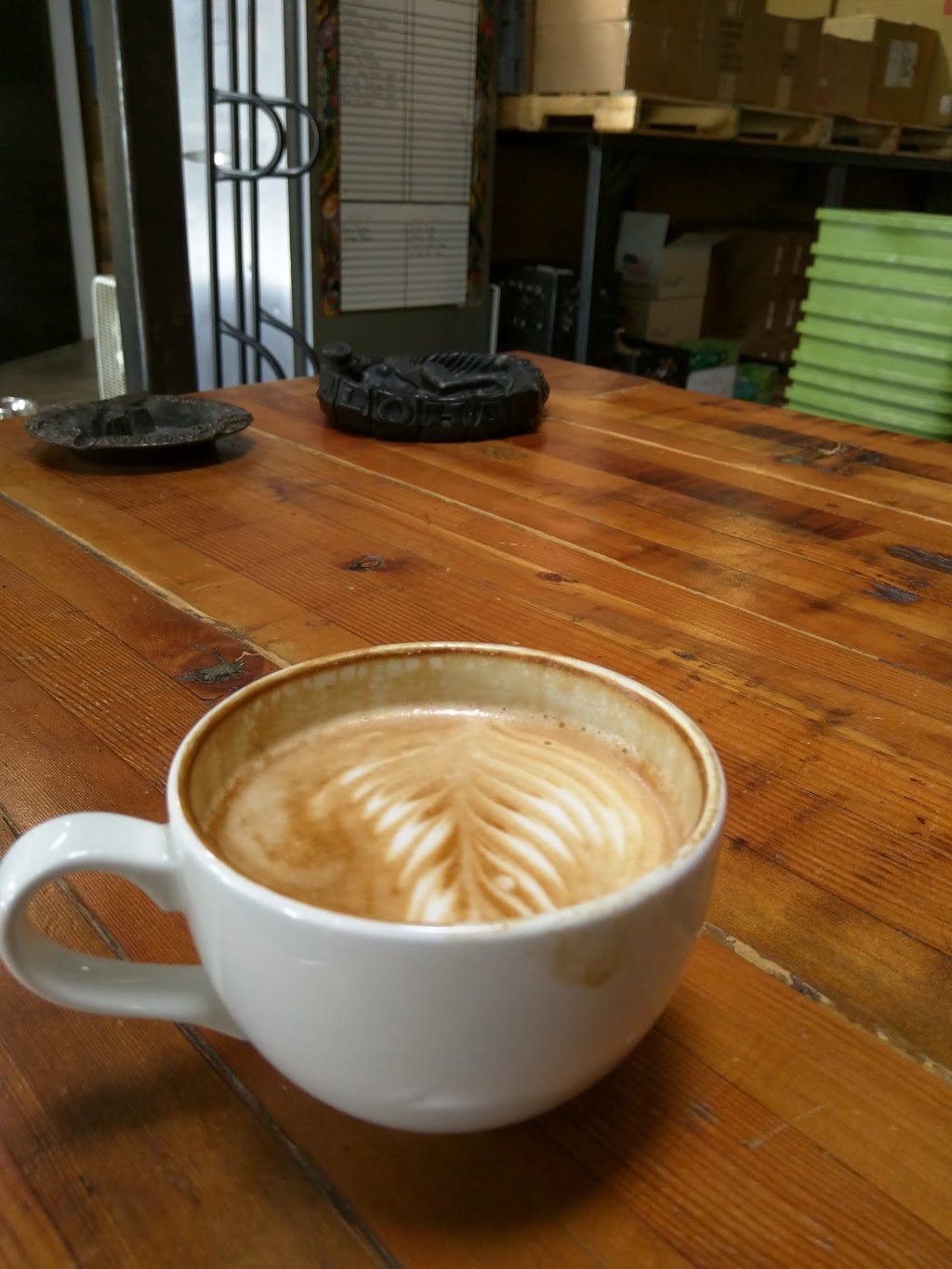 Naked Coffee Roasting & Café | 3527 Broadway, Sacramento, CA 95817, USA | Phone: (916) 346-4966