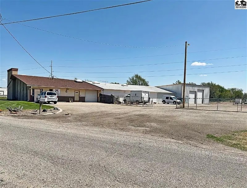 Plaza Astle Realty, Inc: Kelly Polson | 224 E 30th Ave, Hutchinson, KS 67502, USA | Phone: (620) 694-1688