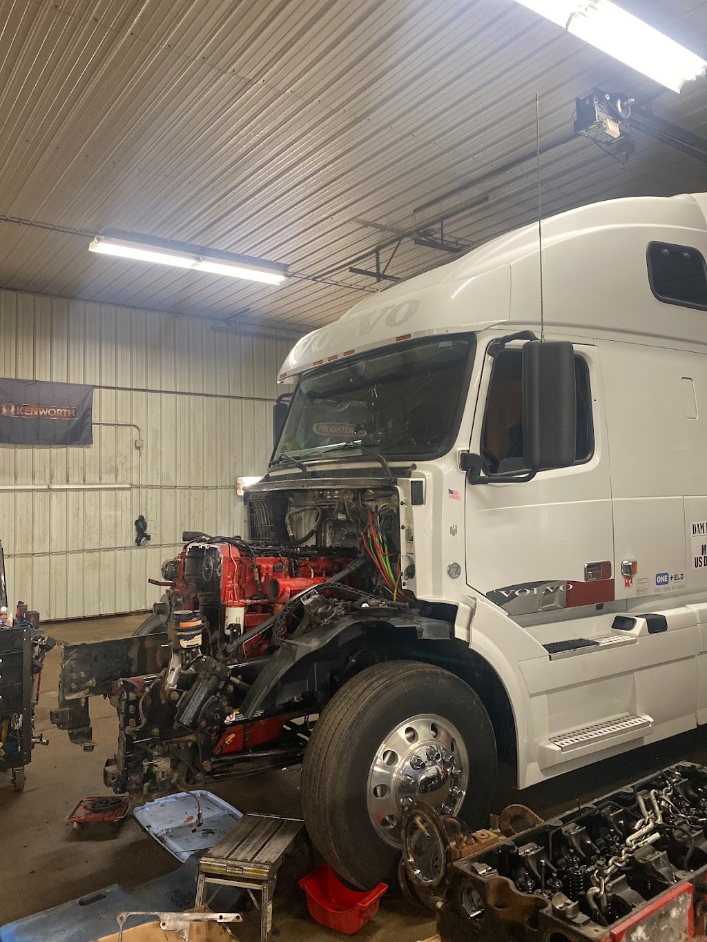 STS&R LLC Semi Truck Service & Repair | 32270 IL-83 Unit 4, Grayslake, IL 60030, USA | Phone: (224) 703-8879