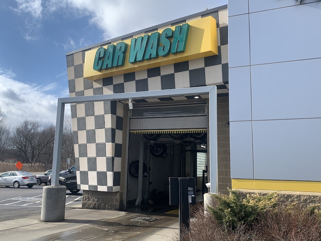Speedy Wash and Lube-Car Wash | 3160 Barber Rd, Barberton, OH 44203, USA | Phone: (330) 794-7555