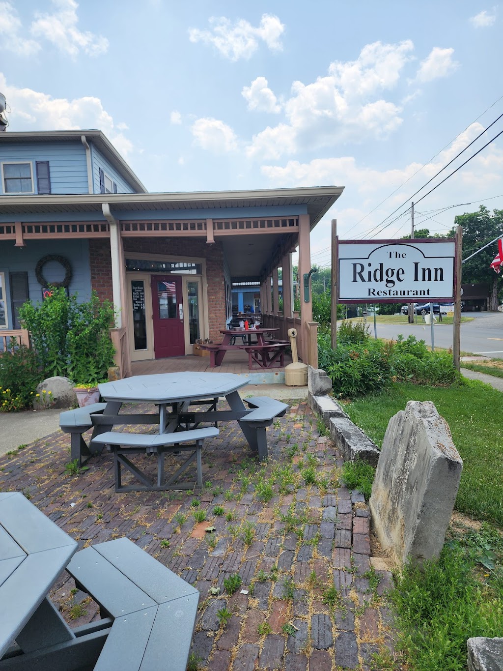 The Ridge Inn Restaurant | 16178 Pike St, Laurelville, OH 43135, USA | Phone: (740) 332-0300