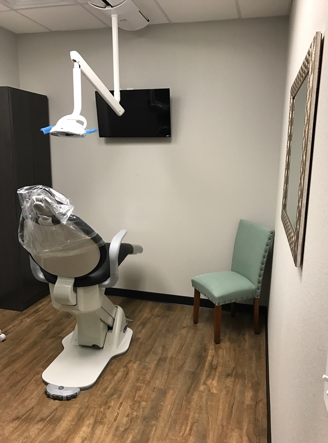 Ideal Dental Castle Hills | 4940 TX-121 Ste 115, Lewisville, TX 75056 | Phone: (214) 983-0413