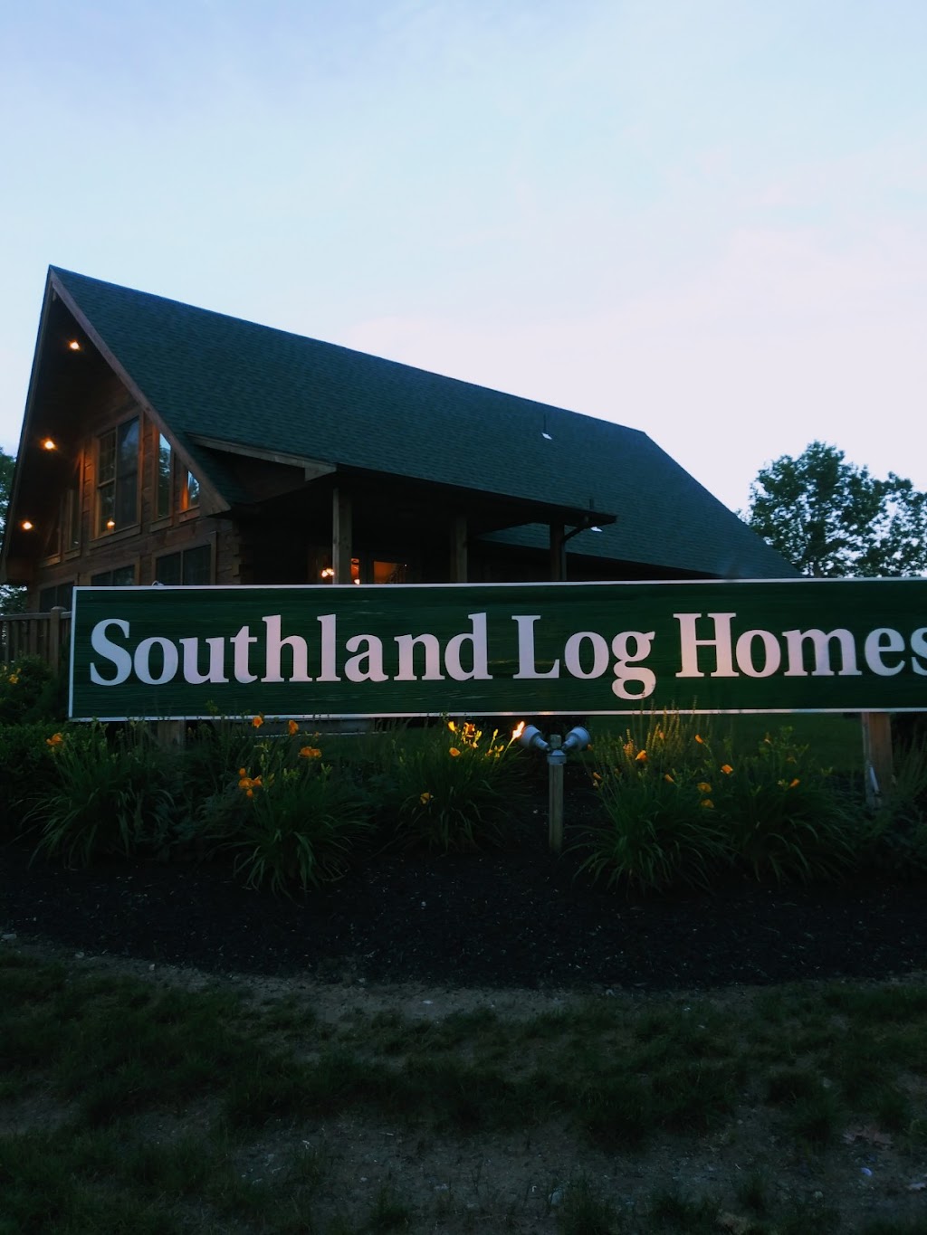 Southland Log Homes | 231 West St, West Hatfield, MA 01088, USA | Phone: (413) 349-4057