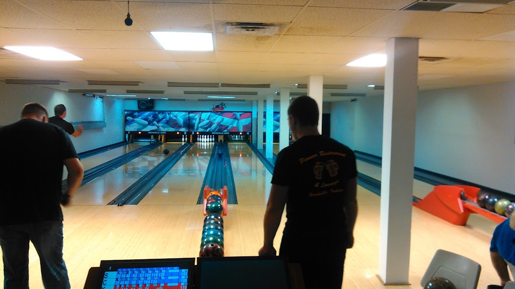 Brookville Lanes | 770 Main St, Brookville, IN 47012, USA | Phone: (765) 647-7979