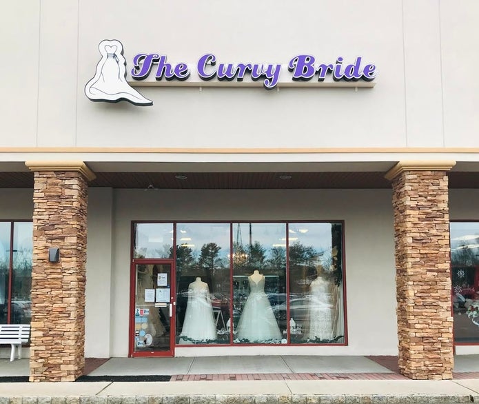 The Curvy Bride | 357 US-9, Manalapan Township, NJ 07726 | Phone: (732) 536-6100