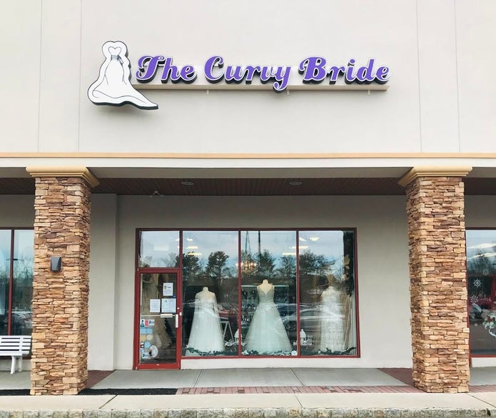 The Curvy Bride | 357 US-9, Manalapan Township, NJ 07726, USA | Phone: (732) 536-6100