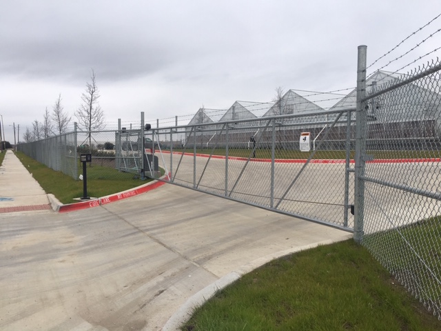 Alpha Fence Company | 5904 Edgewood Pl, Little Elm, TX 75068, USA | Phone: (972) 625-9874