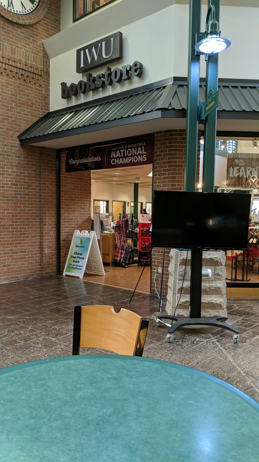 IWU Campus Store | Barnes Student Center, 4201 S Washington St, Marion, IN 46953, USA | Phone: (765) 677-2210