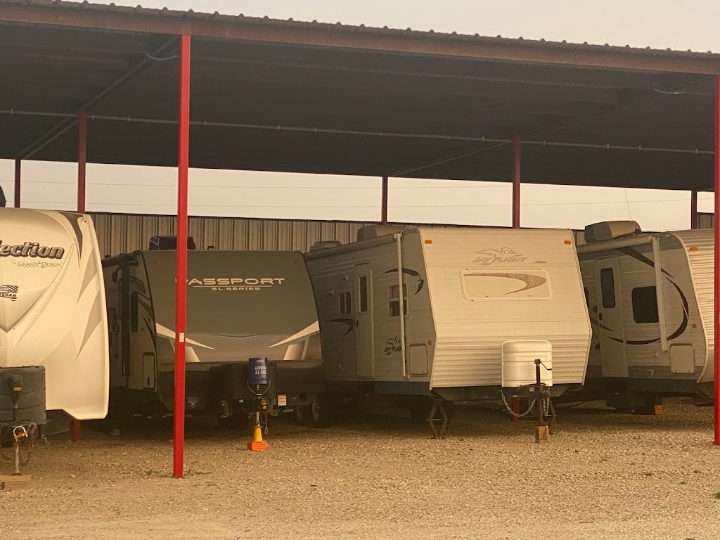 Lake Ray Roberts RV & Boat Storage | 1565 Melton Rd, Sanger, TX 76266, USA | Phone: (972) 523-6348