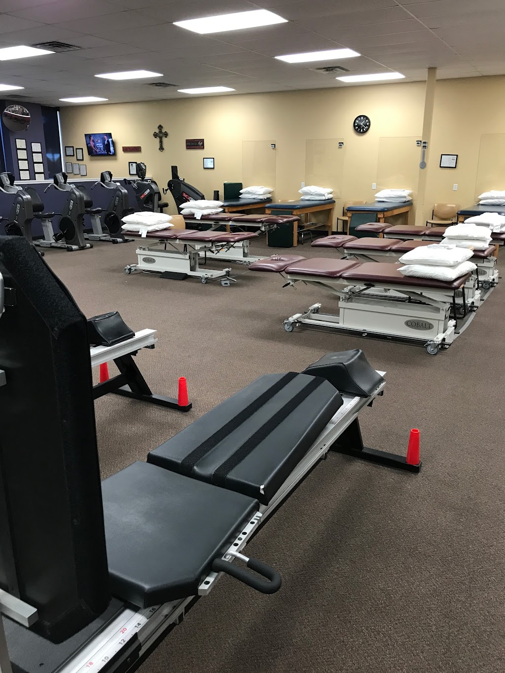 Green Oaks Physical Therapy | 3824 S Carrier Pkwy #470, Grand Prairie, TX 75052, USA | Phone: (972) 262-9972