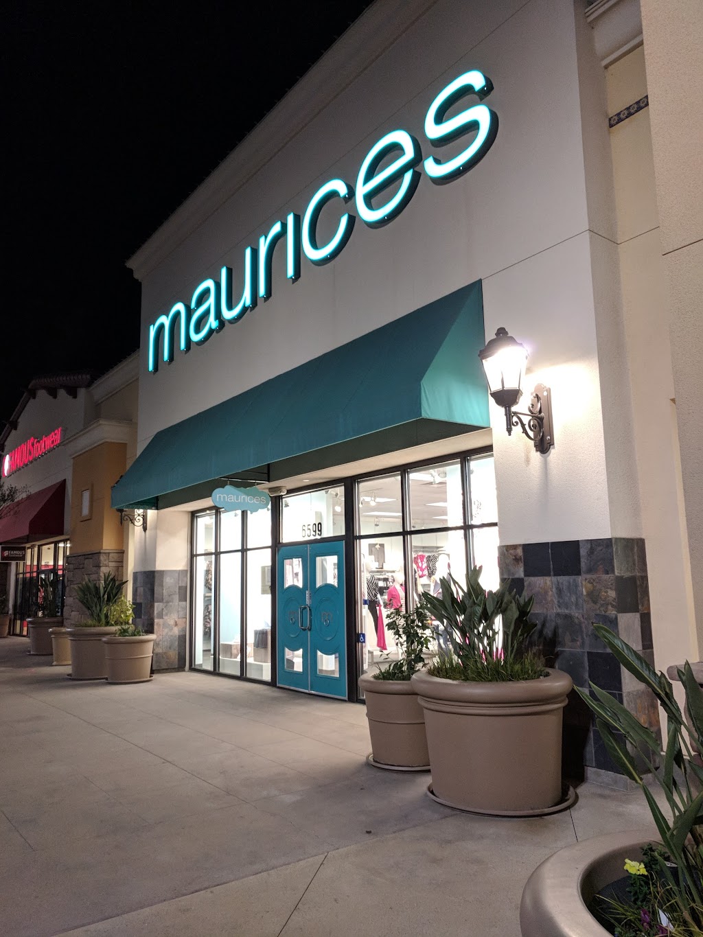 Maurices | 6599 N Riverside Dr, Fresno, CA 93722 | Phone: (559) 277-3787