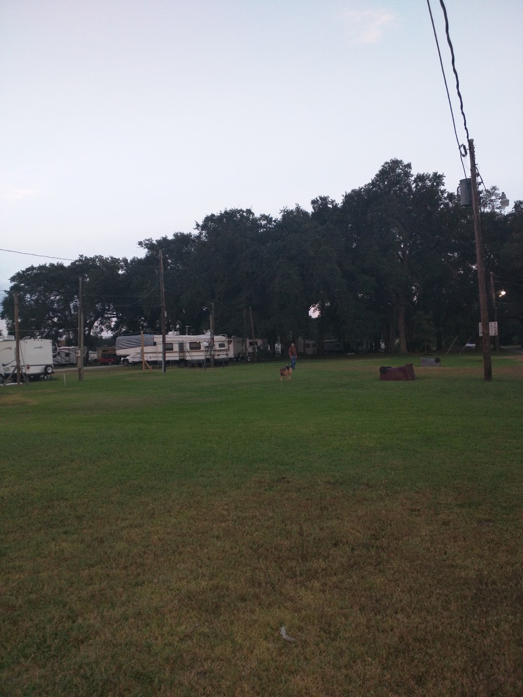 Richards RV Park | 350 Bayou Rd, St Bernard, LA 70085, USA | Phone: (504) 518-4783