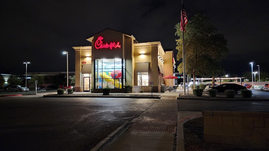 Chick-fil-A | 905 N Dobson Rd, Mesa, AZ 85201, USA | Phone: (480) 834-0573