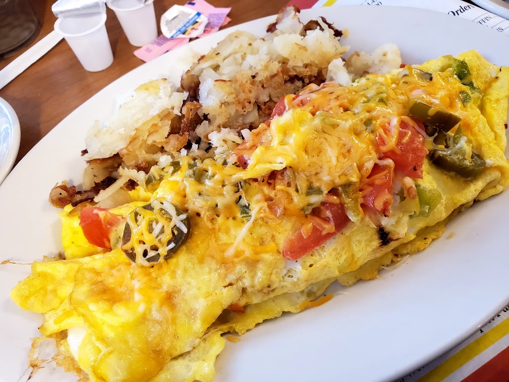 Georges Family Restaurant | 2170 N Ridge Rd, Elyria, OH 44035, USA | Phone: (440) 277-5838