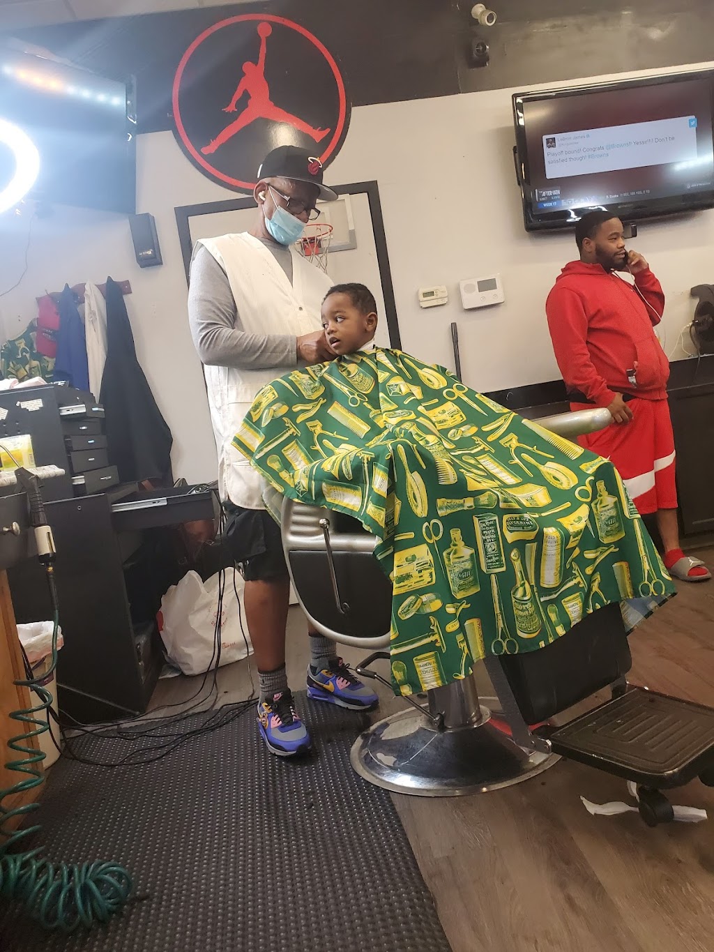 KinkyKutz Barbershop | 7653 26 Blvd suite b, North Richland Hills, TX 76180, USA | Phone: (817) 876-4978