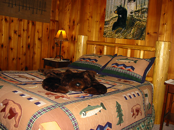 Jewel Lake Bed & Breakfast | 8125 Jewel Lake Rd, Anchorage, AK 99502, USA | Phone: (907) 245-7321