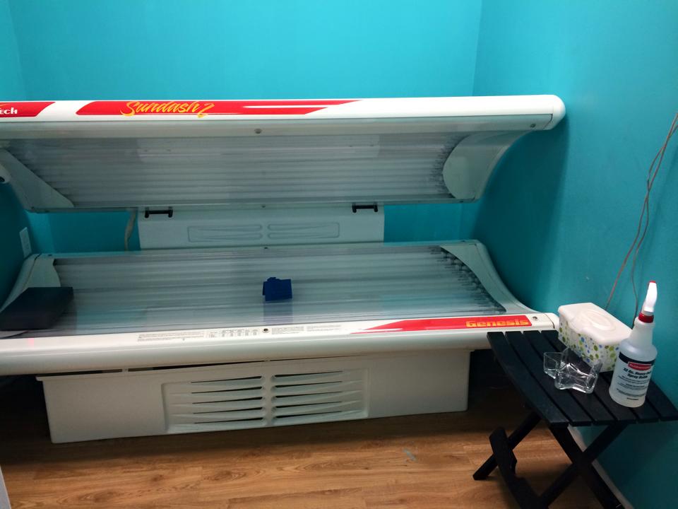 Island Tans | 2785 Charlotte Hwy #5, Mooresville, NC 28117, USA | Phone: (704) 664-1508