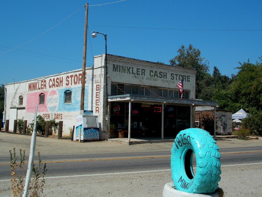 Minkler Cash Store | 18243 E Kings Canyon Rd, Sanger, CA 93657, USA | Phone: (559) 787-2456