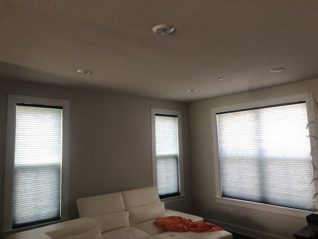 Custom Blinds & Installation | 461 Shelbourne Dr, Pittsburgh, PA 15239, USA | Phone: (412) 798-3931