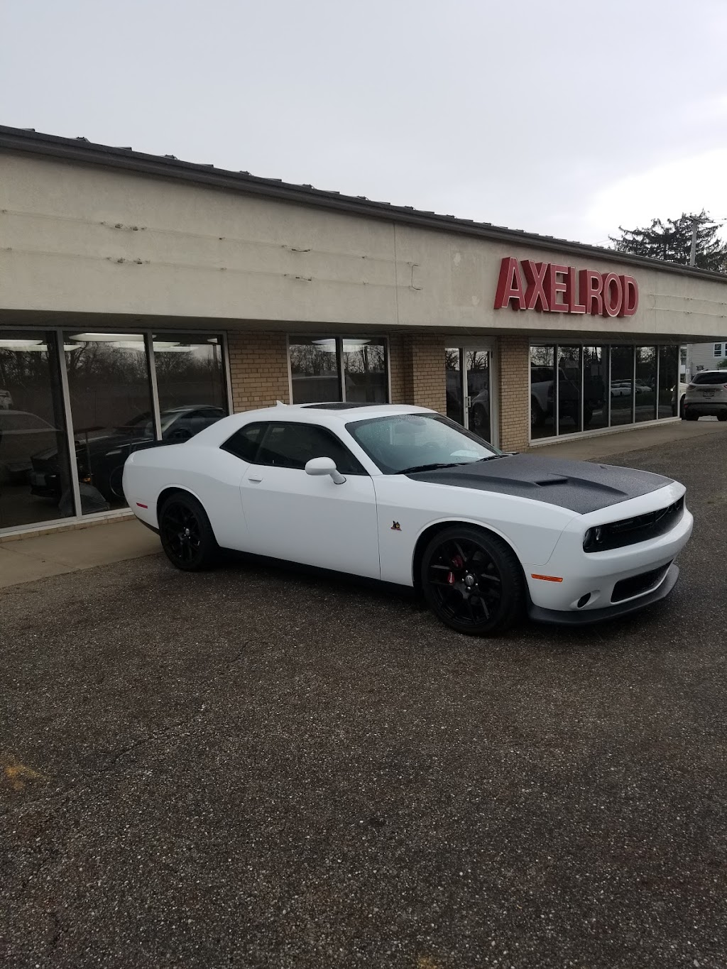 Axelrod Auto Outlet | 900 Broad, Wadsworth, OH 44281, USA | Phone: (330) 336-8855