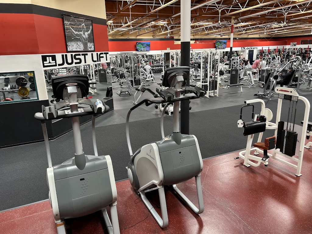 Just Lift | 522 W 7th St, Hanford, CA 93230, USA | Phone: (559) 587-3090