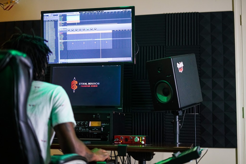 ETRNL Sounds Studio | 8839 Ritchboro Rd, District Heights, MD 20747, USA | Phone: (202) 642-3626