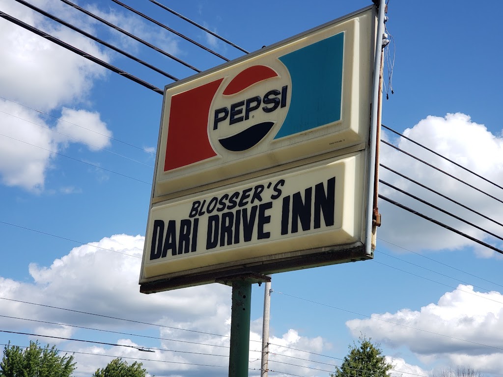 Blossers Dari Drive Inn | 15501 W Akron-Canfield Rd, Berlin Center, OH 44401, USA | Phone: (330) 547-5830