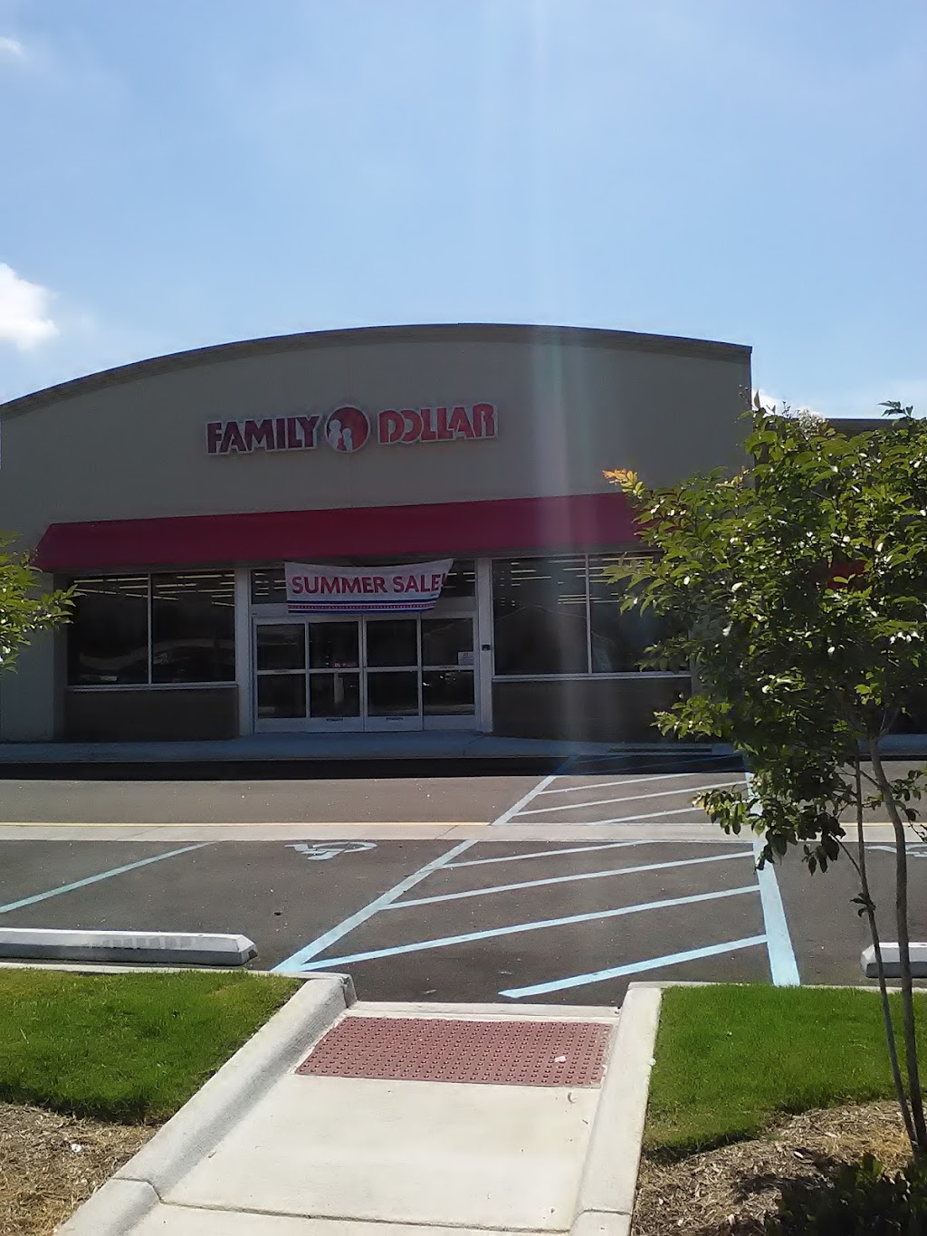 Family Dollar | 540 Newtown Rd, Virginia Beach, VA 23462, USA | Phone: (757) 917-2324