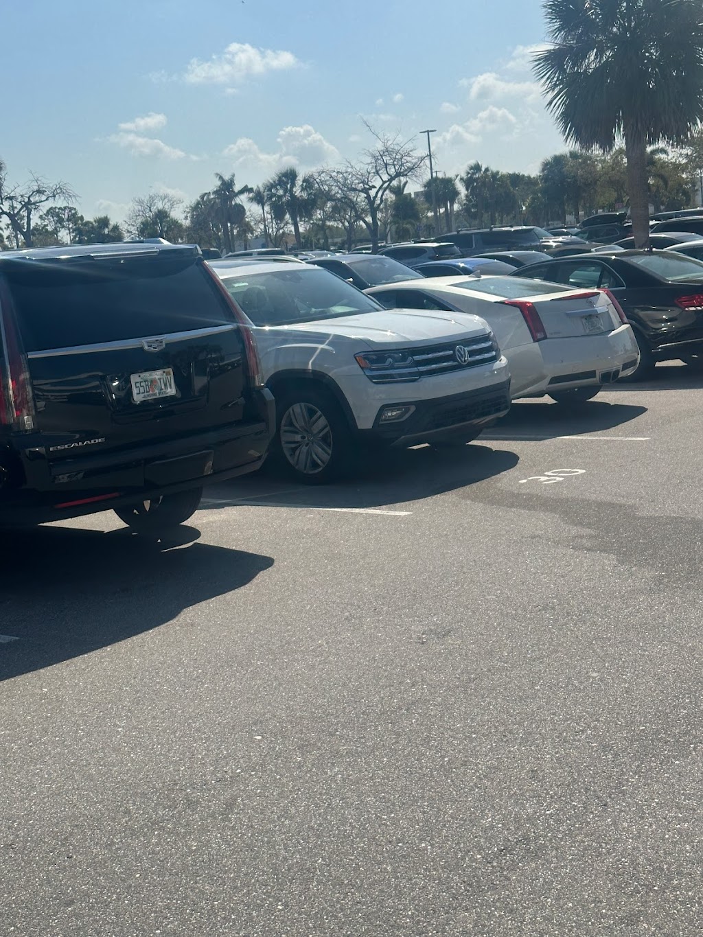 SRQ - Short Term Parking | 6000 Airport Cir, Sarasota, FL 34243, USA | Phone: (941) 359-2770