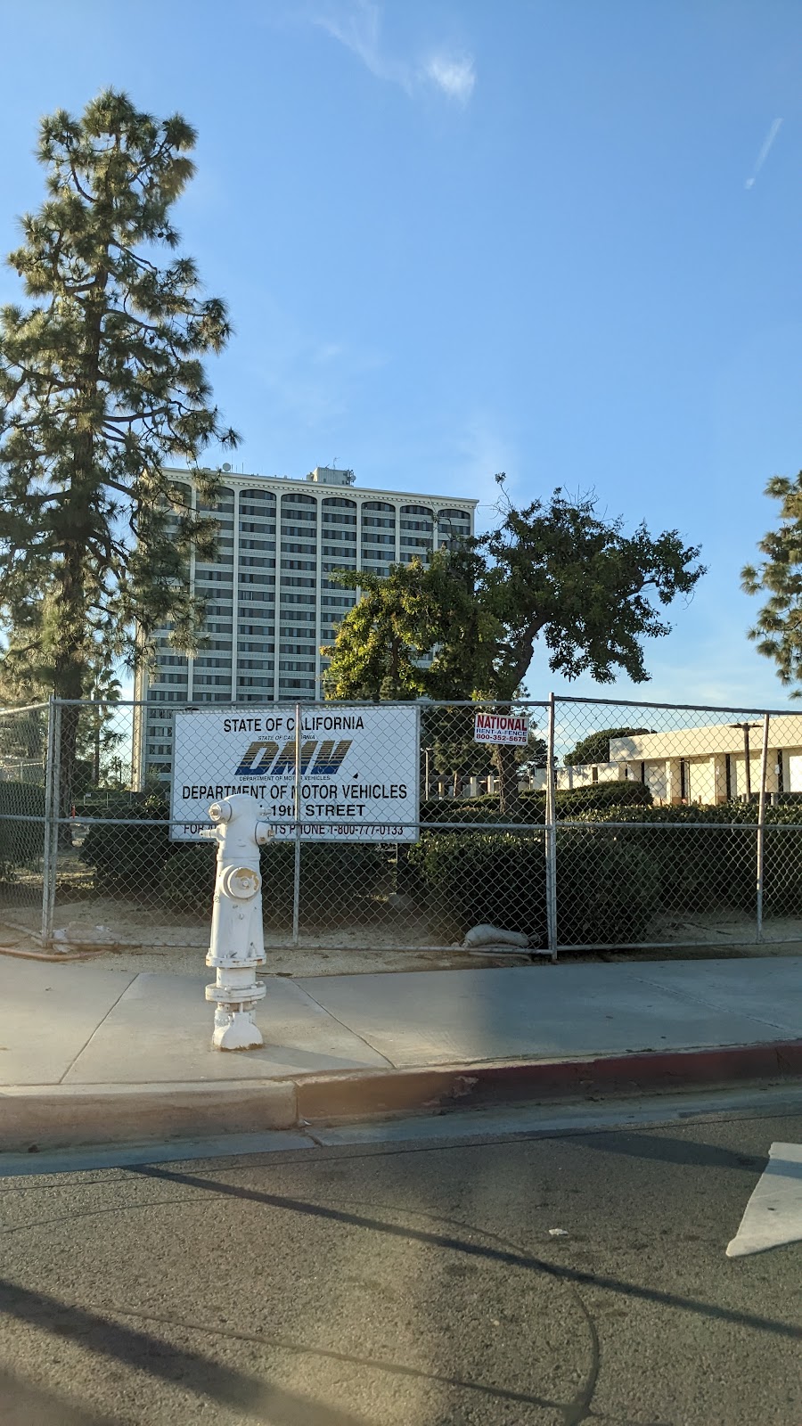 Costa Mesa DMV | 650 W 19th St, Costa Mesa, CA 92627, USA | Phone: (800) 777-0133