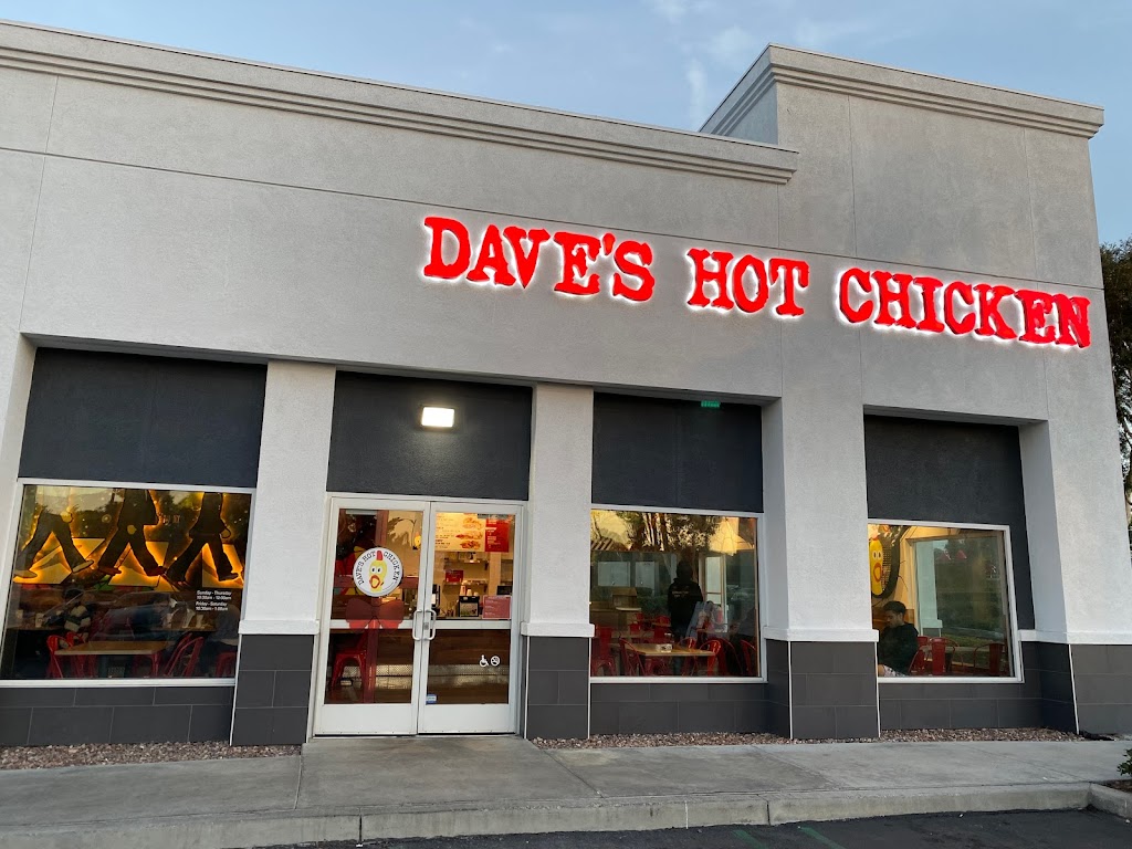 Daves Hot Chicken | 15463 Culver Dr, Irvine, CA 92604, USA | Phone: (949) 534-4746