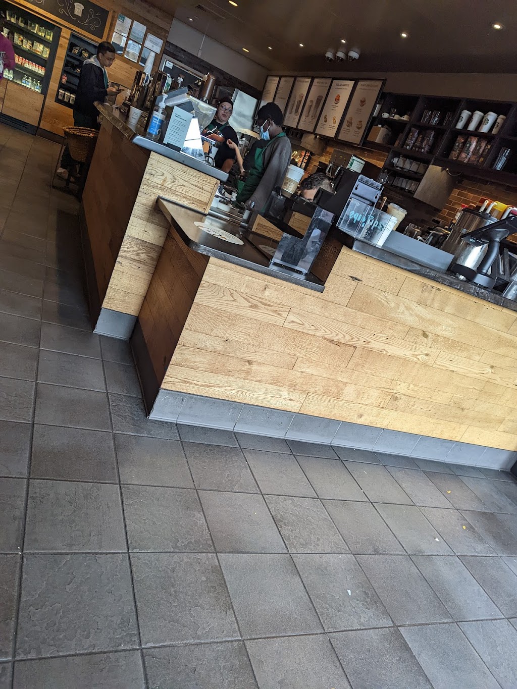 Starbucks | 65 Rte 4, Paramus, NJ 07652, USA | Phone: (201) 843-4582