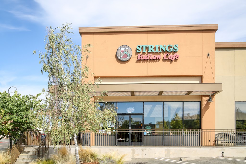 Strings Italian Café | 2501 Bell Rd, Auburn, CA 95603, USA | Phone: (530) 886-8703