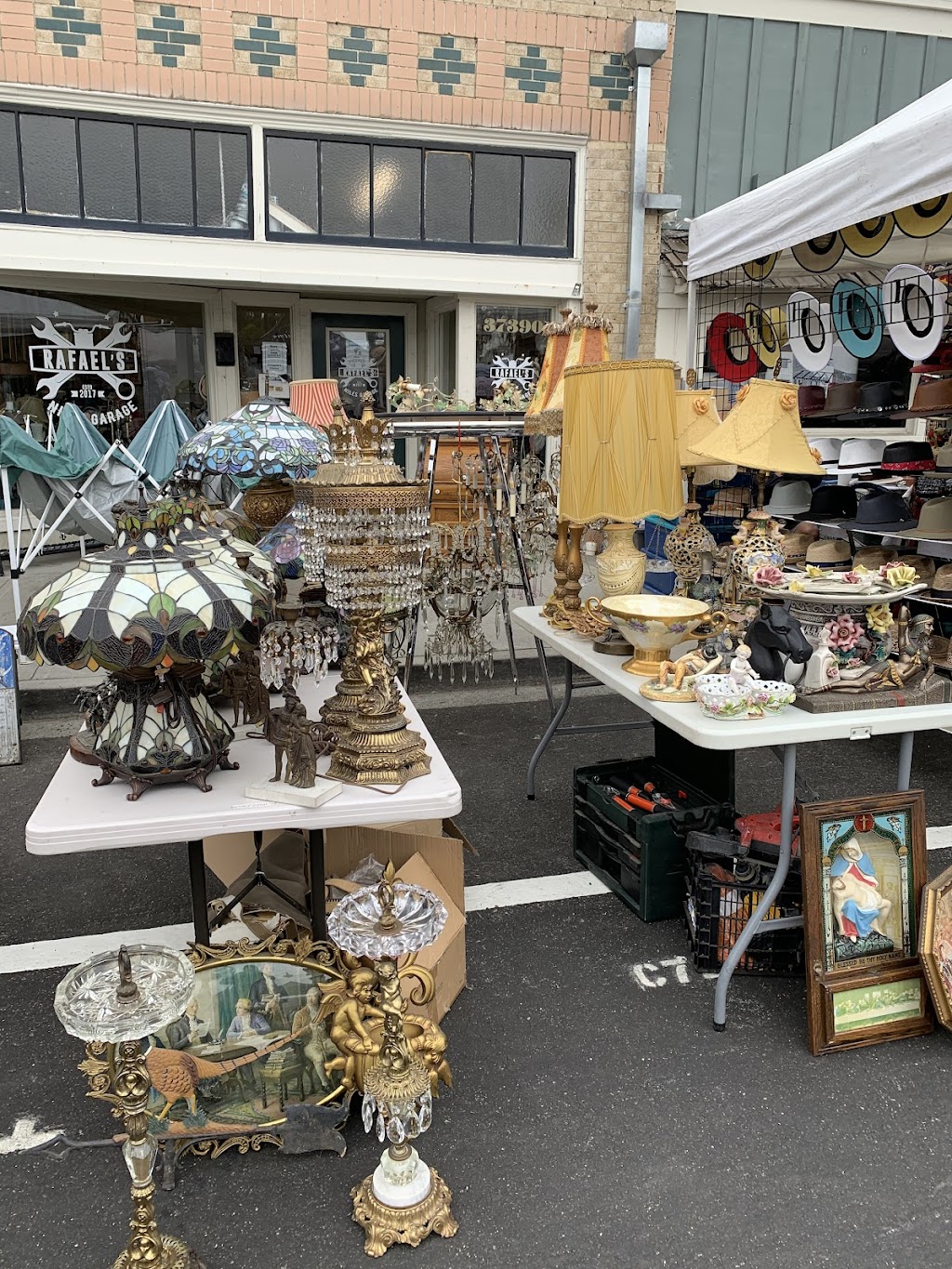 Niles Antique Faire | 141 I St #1, Fremont, CA 94536, USA | Phone: (510) 742-9868