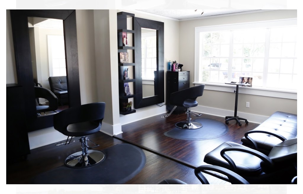 Its A Secret Beauty Lounge | 1806 Manatee Ave W, Bradenton, FL 34205, USA | Phone: (941) 748-8111