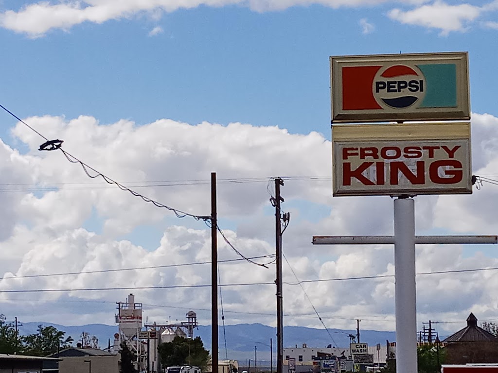 Frosty King Drive In | 340 Front St, Buttonwillow, CA 93206, USA | Phone: (661) 764-5739