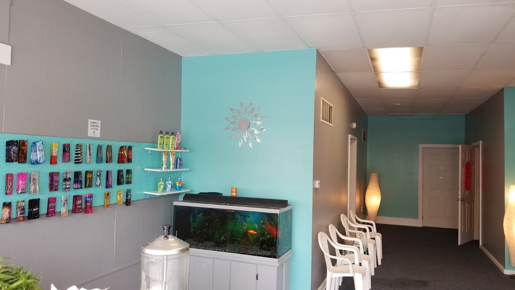 The Hair & Nail Company | 229 W Main St, Richmond, IN 47374, USA | Phone: (765) 969-9469