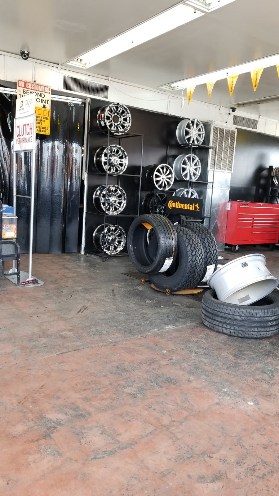 The Tire Store Freeport | 240 E Merrick Rd, Freeport, NY 11520, USA | Phone: (516) 378-7322