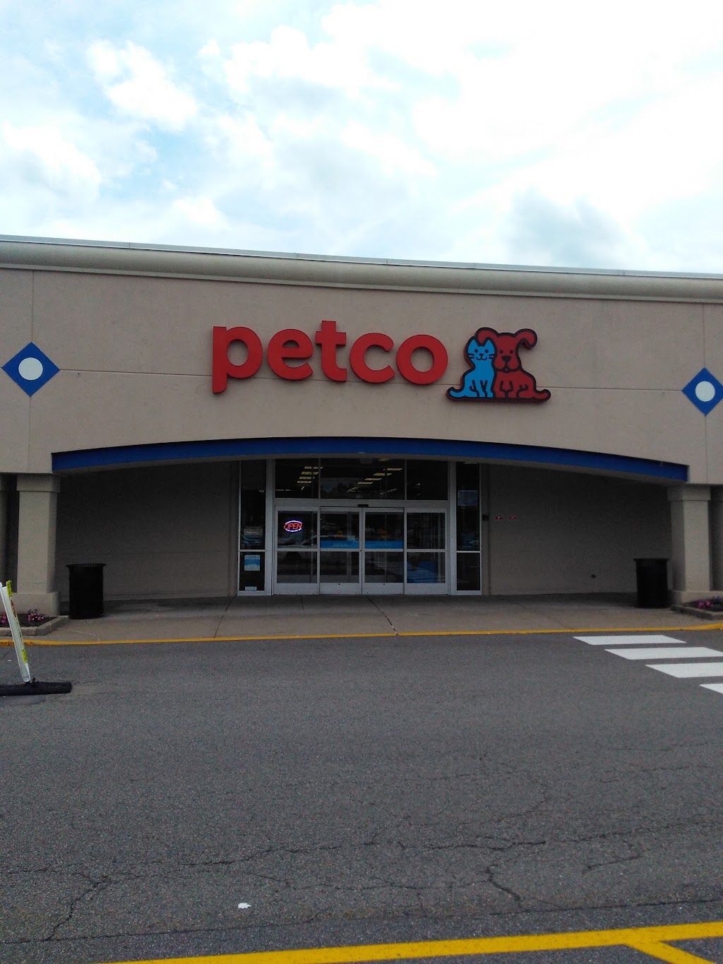 Petco | 1111 US-46, Parsippany-Troy Hills, NJ 07054, USA | Phone: (973) 334-1925